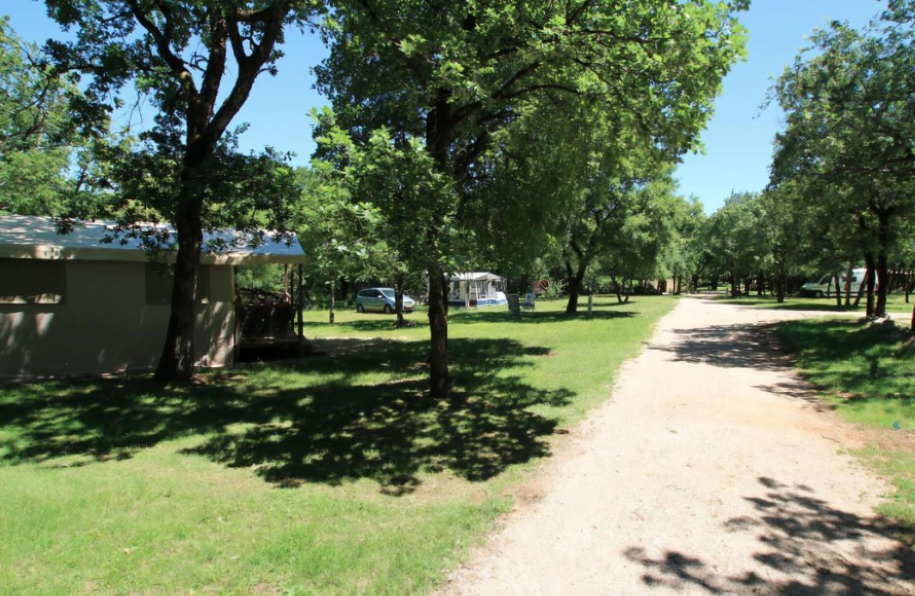 Lodges Du Bois Dodo - Ancien Camping De Bois Redon Septfonds Екстер'єр фото